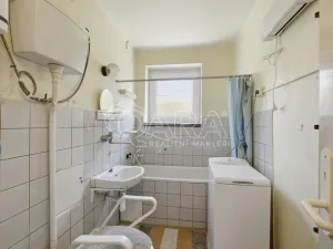 Prodej bytu 2+1, Slaný, Brožovského, 49 m2