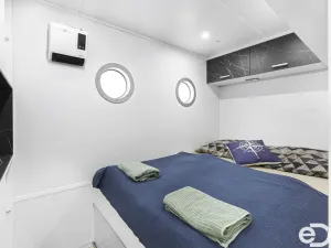 Prodej komerční nemovitosti, České Budějovice, Sokolský ostrov, 70 m2