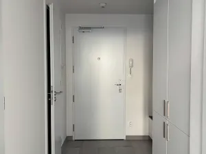 Pronájem bytu 3+kk, Praha - Vysočany, Hindlova, 72 m2