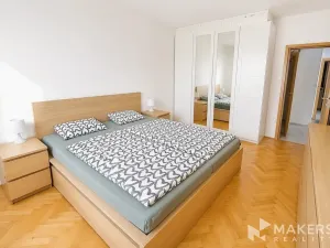 Pronájem bytu 3+kk, Praha - Smíchov, Nad Palatou, 75 m2