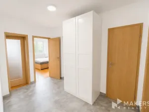 Pronájem bytu 3+kk, Praha - Smíchov, Nad Palatou, 75 m2