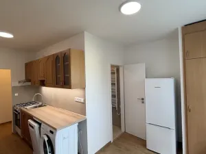 Pronájem bytu 2+1, Zlín, Kúty, 63 m2