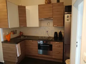 Pronájem bytu 3+kk, Praha - Vinohrady, V Horní Stromce, 75 m2