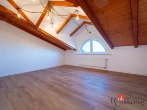 Pronájem bytu 3+kk, Újezd u Brna, 9. května, 105 m2