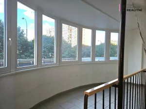 Pronájem bytu 2+kk, Praha - Řepy, Makovského, 47 m2