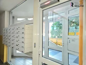 Pronájem bytu 2+kk, Praha - Řepy, Makovského, 47 m2