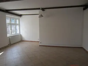 Pronájem bytu 1+kk, Zlín, Štefánikova, 45 m2