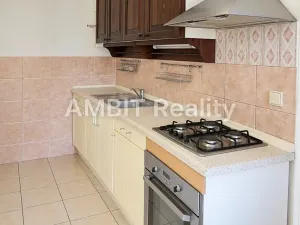 Pronájem bytu 3+1, Praha - Dejvice, Evropská, 86 m2