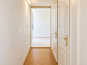 Pronájem bytu 3+1, Praha - Dejvice, Evropská, 86 m2