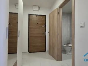 Prodej bytu 2+kk, Praha - Černý Most, Bratří Venclíků, 45 m2