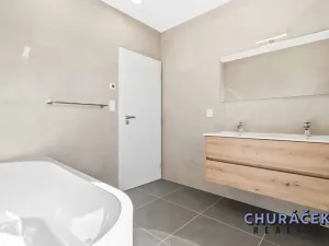 Prodej bytu 4+kk, Praha - Libeň, Nad Okrouhlíkem, 105 m2