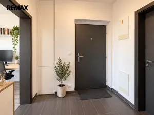 Prodej bytu 2+kk, Praha - Hloubětín, Modrého, 57 m2