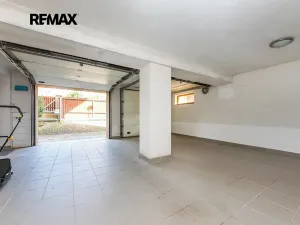 Prodej rodinného domu, Praha - Řeporyje, Havlůjové, 300 m2