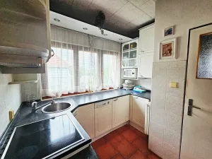 Prodej činžovního domu, Praha - Řepy, Doubravínova, 330 m2