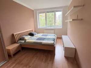 Pronájem bytu 2+kk, Praha - Vysočany, Poděbradská, 50 m2