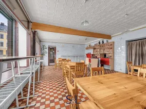 Prodej obchodního prostoru, Česká Lípa, Hrnčířská, 83 m2