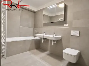 Pronájem bytu 2+kk, Praha, Košická, 61 m2