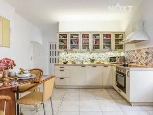 Prodej ubytování, Hluboká nad Vltavou, nám. Čsl. armády, 533 m2