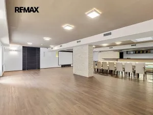 Prodej obchodního prostoru, Plzeň, Částkova, 388 m2
