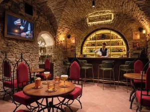 Pronájem obchodního prostoru, Praha - Staré Město, Karlova, 45 m2