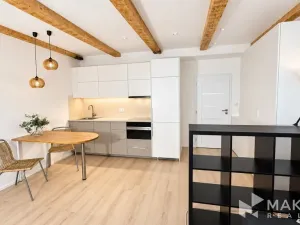 Pronájem bytu 1+kk, Praha - Michle, Michelská, 34 m2