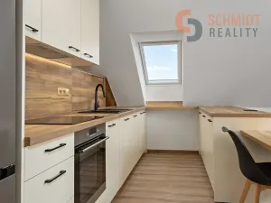 Prodej bytu 3+kk, Lednice, Komenského, 77 m2