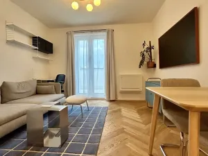 Pronájem bytu 2+kk, Praha - Vršovice, Ukrajinská, 55 m2