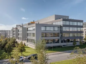 Pronájem kanceláře, Praha - Stodůlky, náměstí Junkových, 1500 m2