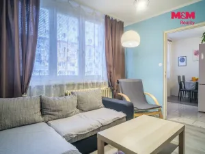 Pronájem bytu 2+1, Klášterec nad Ohří - Miřetice u Klášterce nad Ohří, 17. listopadu, 60 m2