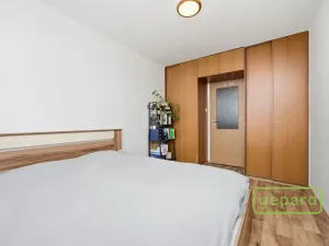 Prodej bytu 2+kk, Praha - Komořany, Za sídlištěm, 47 m2