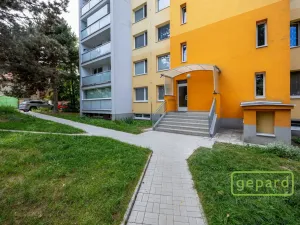 Prodej bytu 2+kk, Praha - Komořany, Za sídlištěm, 47 m2