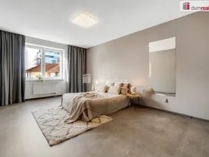 Prodej bytu 2+kk, Praha - Horní Měcholupy, Padovská, 65 m2