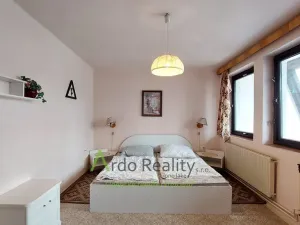 Prodej rodinného domu, Frymburk, 200 m2