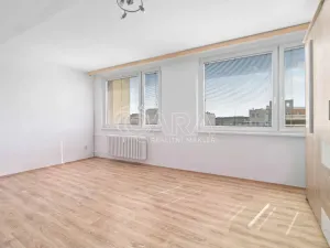 Pronájem bytu 1+kk, Praha - Řepy, Makovského, 36 m2