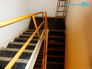 Pronájem obchodního prostoru, Praha - Stodůlky, Mukařovského, 1120 m2