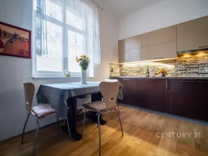 Prodej kanceláře, České Budějovice - České Budějovice 3, Pražská tř., 200 m2