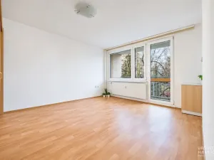 Pronájem bytu 1+kk, Pardubice, Bělehradská, 32 m2