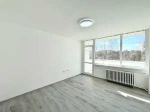 Pronájem bytu 1+1, Jablonec nad Nisou, Budovatelů, 28 m2