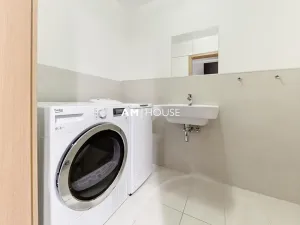 Pronájem bytu 3+kk, Praha - Strašnice, Zvěřinova, 103 m2