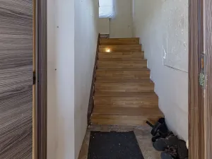 Dražba bytu 4+1, Radonice, Zápská, 108 m2