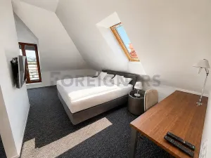 Pronájem bytu 1+kk, Hradec Králové, Malé náměstí, 80 m2