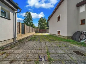 Prodej garáže, Nový Bor, Česká, 325 m2