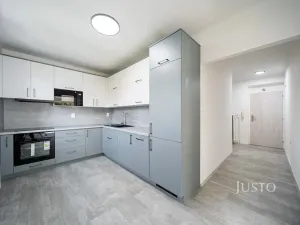 Pronájem bytu 2+1, Třeboň, Nádražní, 56 m2