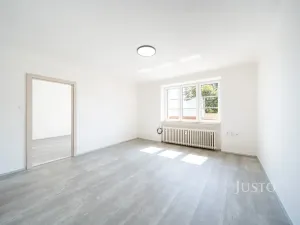 Pronájem bytu 2+1, Třeboň, Nádražní, 56 m2