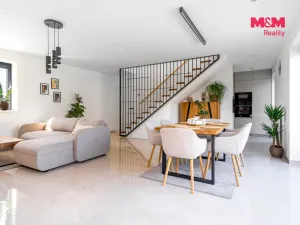 Prodej rodinného domu, Chlumec nad Cidlinou - Kladruby, 147 m2