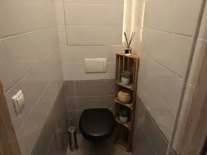 Pronájem bytu 2+1, Praha, Lounských, 57 m2