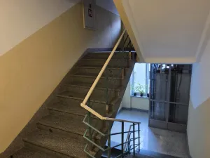 Pronájem bytu 2+1, Praha, Lounských, 57 m2