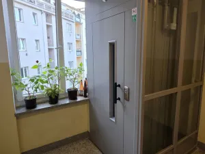 Pronájem bytu 2+1, Praha, Lounských, 57 m2