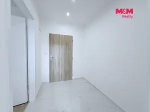 Pronájem bytu 1+kk, Jablonec nad Nisou, Růžová, 26 m2