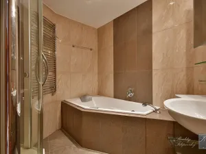 Prodej bytu 3+kk, Praha - Dolní Chabry, Spořická, 84 m2